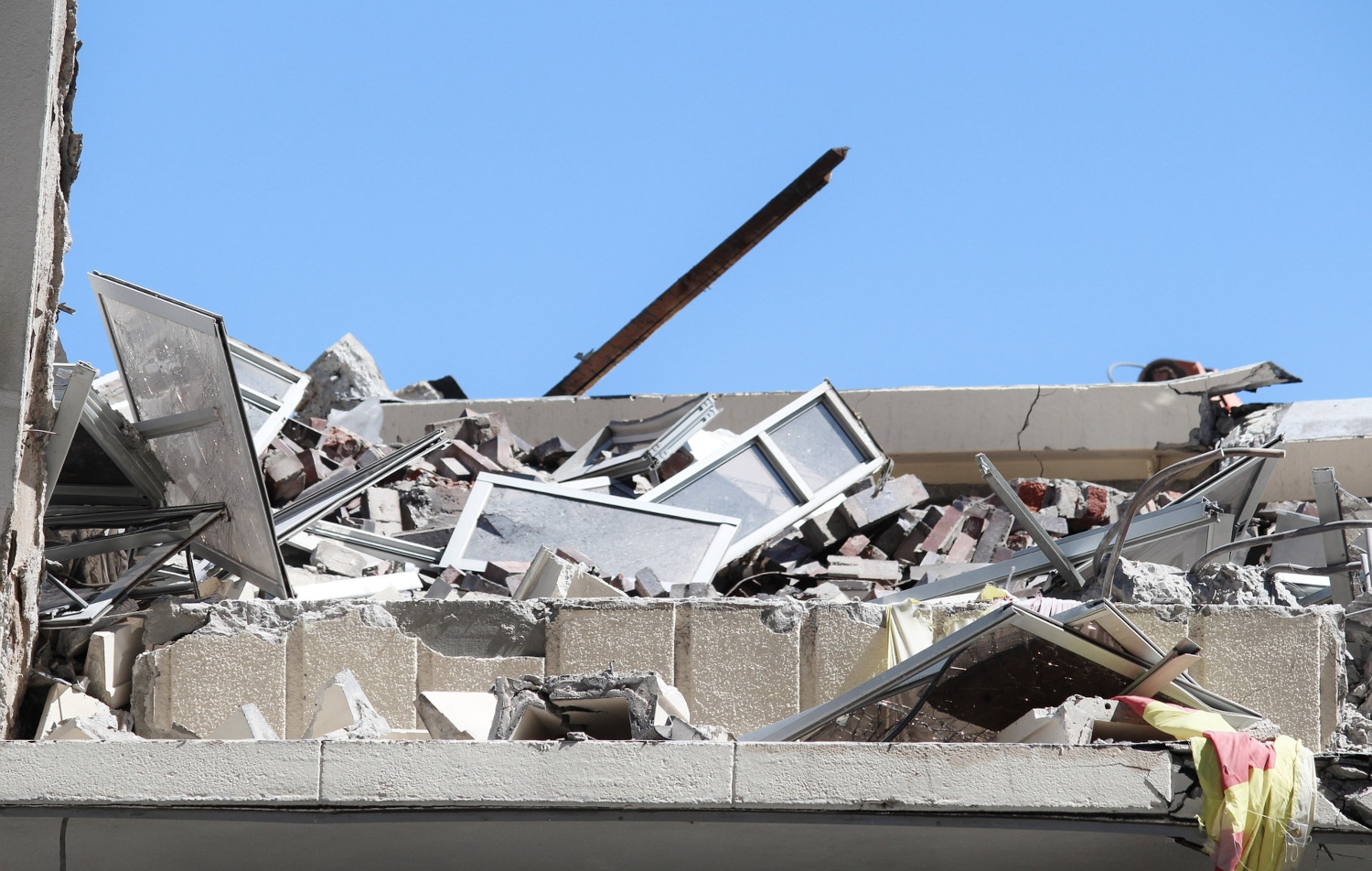 Wyburzenia budynków - co warto wiedzieć przed rozpoczęciem prac